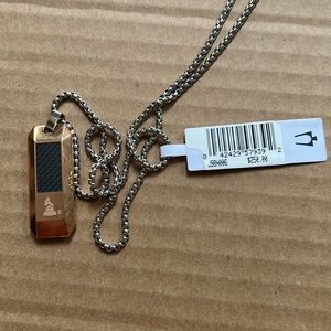 VINTAGE NWT NWB Bulova pendant necklace. 28” chain.